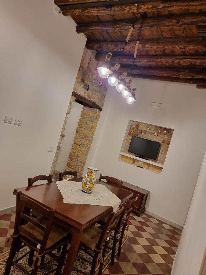 Domus Sant'Anna Apartment Палермо Екстериор снимка
